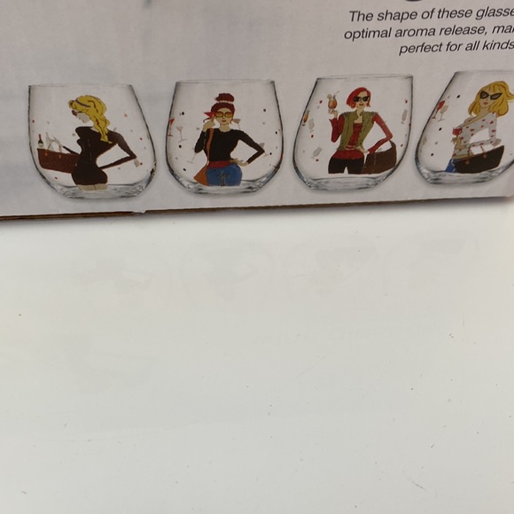 Set of four girls night stemless wine glasses - Picture 2 of 3